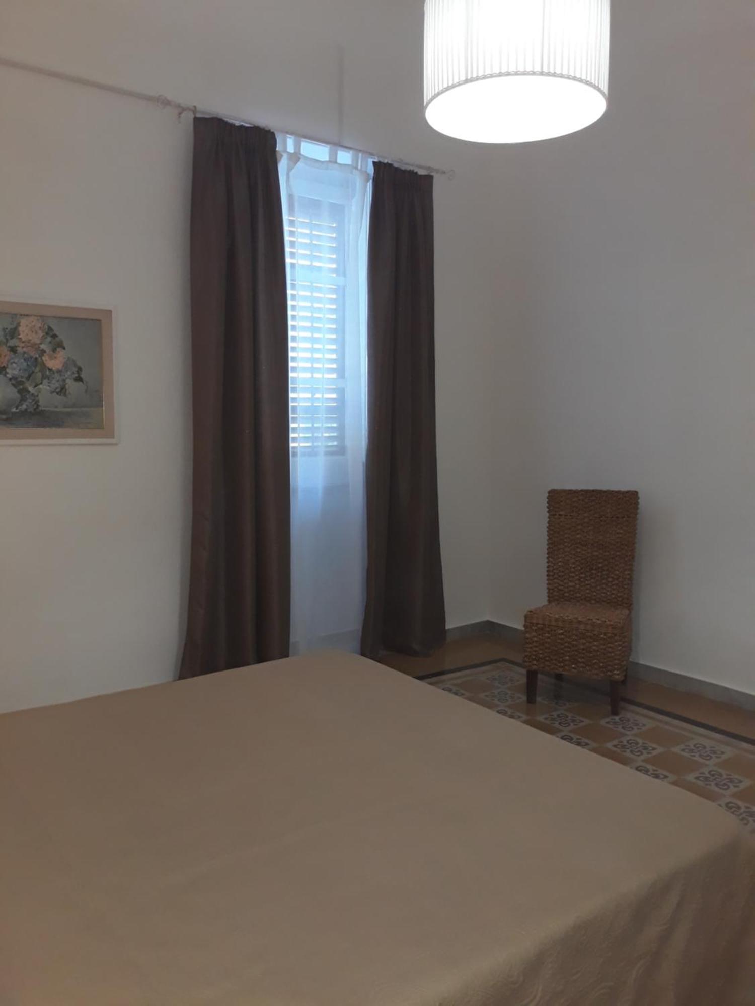 Franco-Home Palermo Szoba fotó